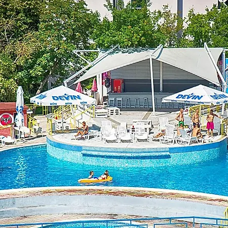 Ξενοδοχείο Party Golden Sands