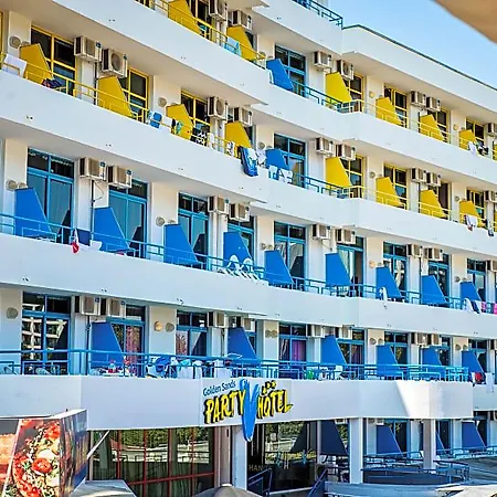 Party 3* Golden Sands
