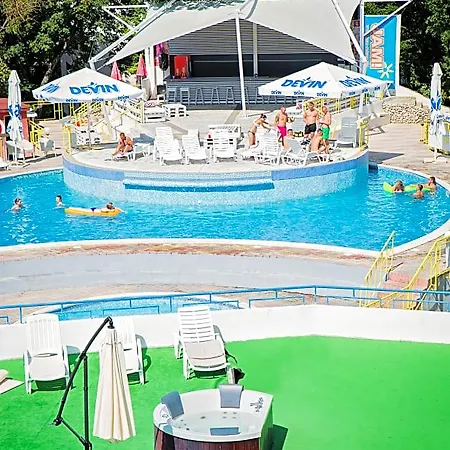 Ξενοδοχείο Party Golden Sands